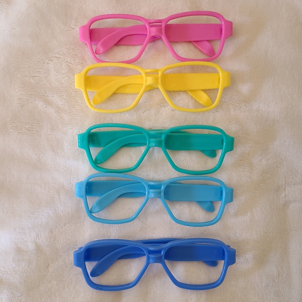 Set of 5 Plastic Childrens Glasses NO LENSES NWOT